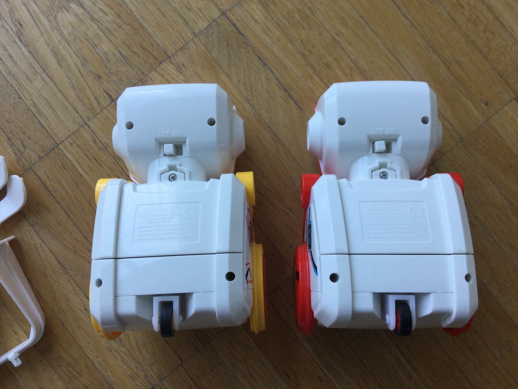 Giochi: Kickabot Roboter Kinder Spiel – Nuovo (secondo la descrizione) da Zürich venduto da ShadowVorlon 3