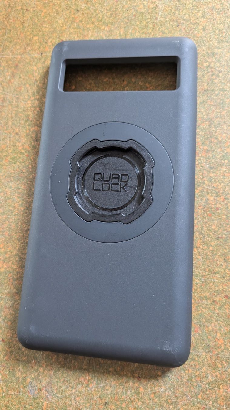 Quad Lock Cover & Protezioni schermo: Quad Lock MAG Case, für Handy Pixel 7a – Usato da Lotzwil venduto da Kape 2