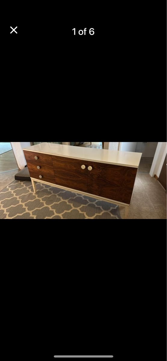 Mobili TV: Mid-Century Modern Sideboard, Great Storage! – Usato da Wädenswil venduto da lucy-ethel