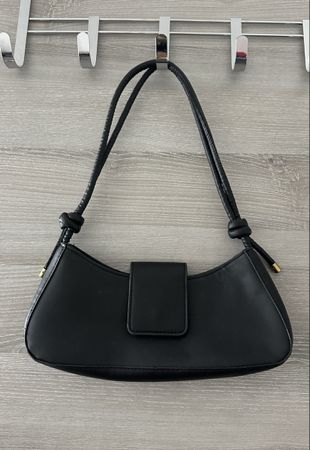 schwarze Tasche