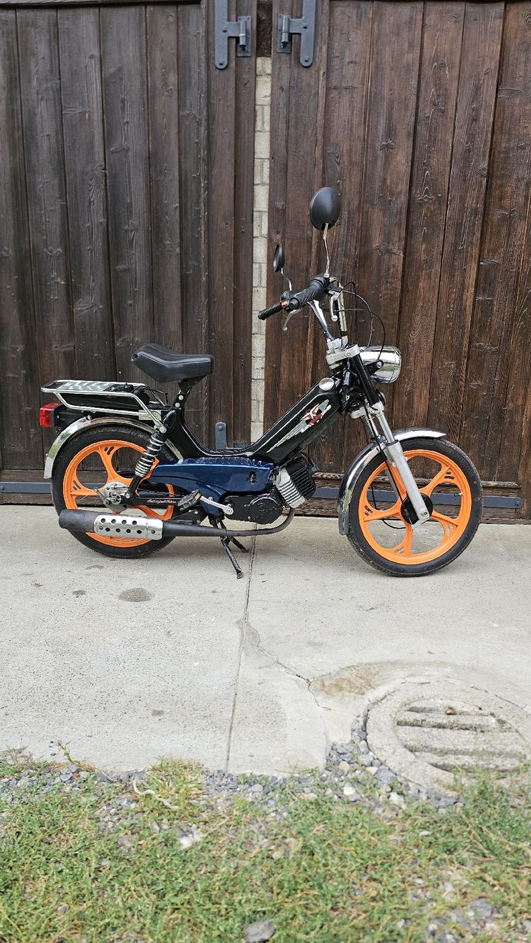 Tomos Cyclomoteurs: Tomos Classic ab 1Fr. – Défectueux à Wiler b.  Seedorf par Evoxnxx