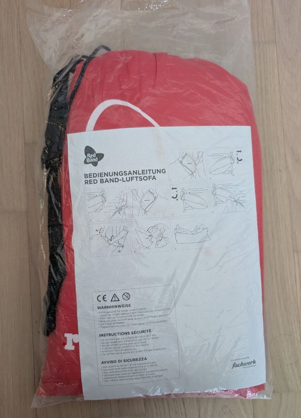 Liegen & Liegestühle: Red Band Luftsofa – Neu (gemäss Beschreibung) aus Münsingen von Scorpio_