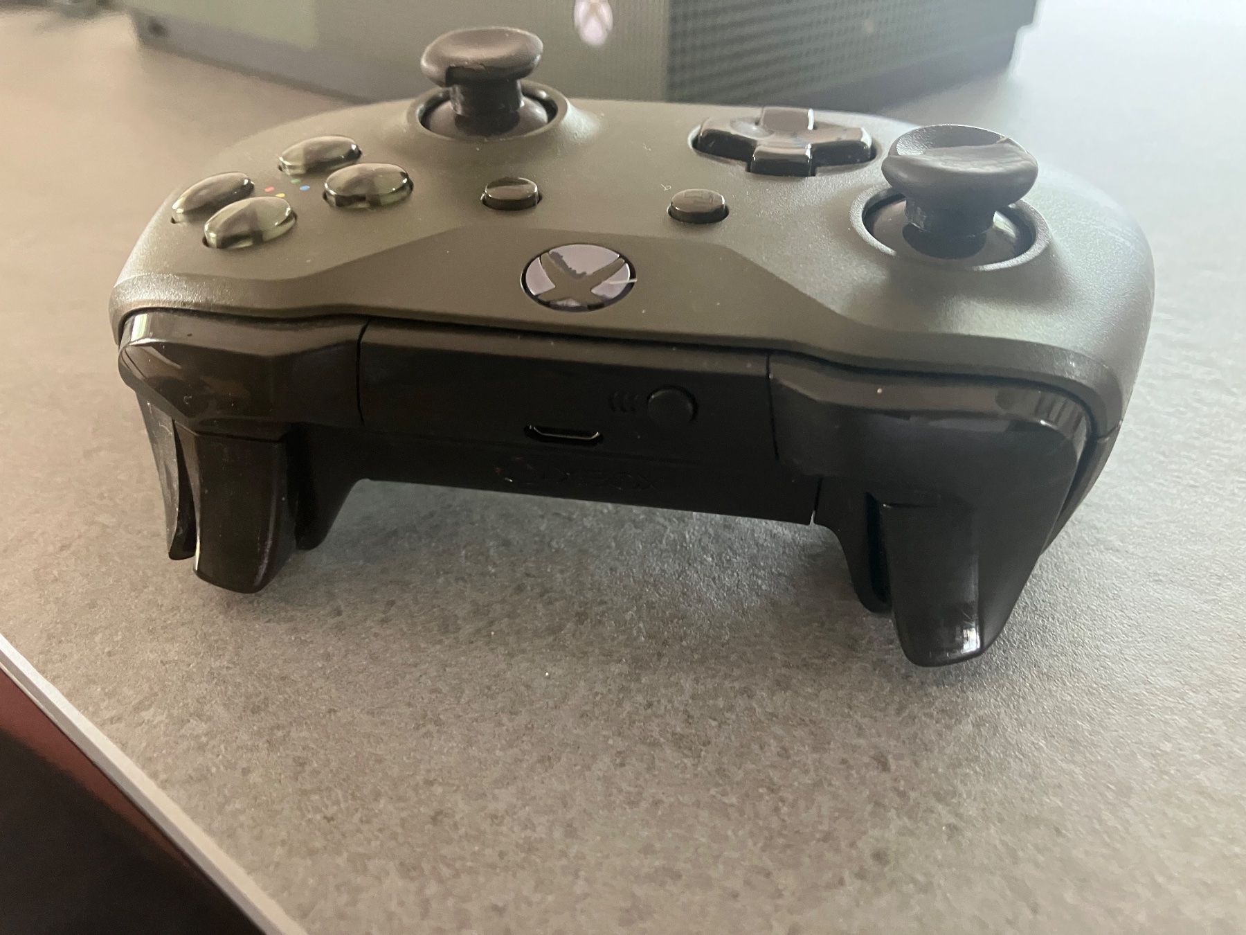 Microsoft Console: Xbox ONE S 1To Battlefield – Usato da La Neuveville venduto da fabeau 2