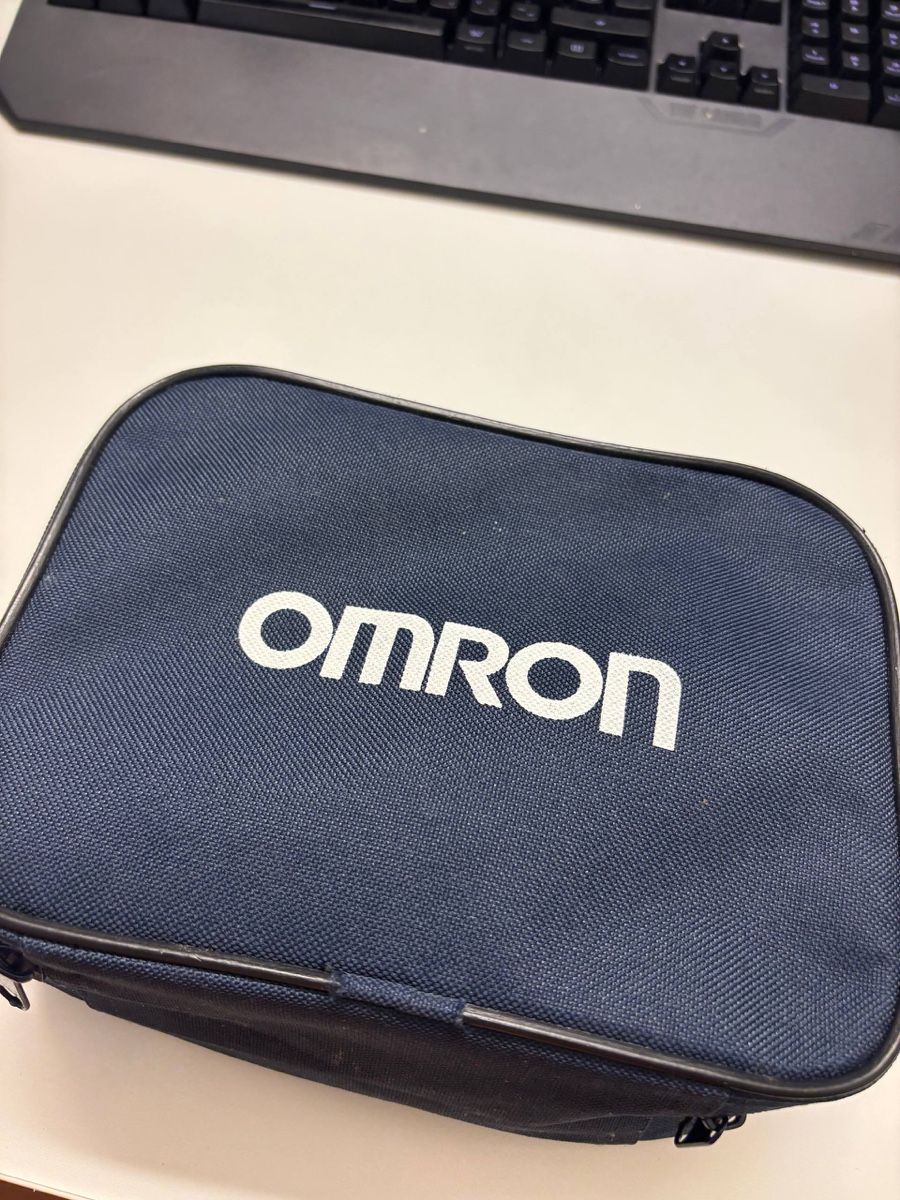 Compressori: Omron NE-C801 Compressor Nebulizer, Used, Incomplete – Usato da Küsnacht ZH venduto da yurchick 1
