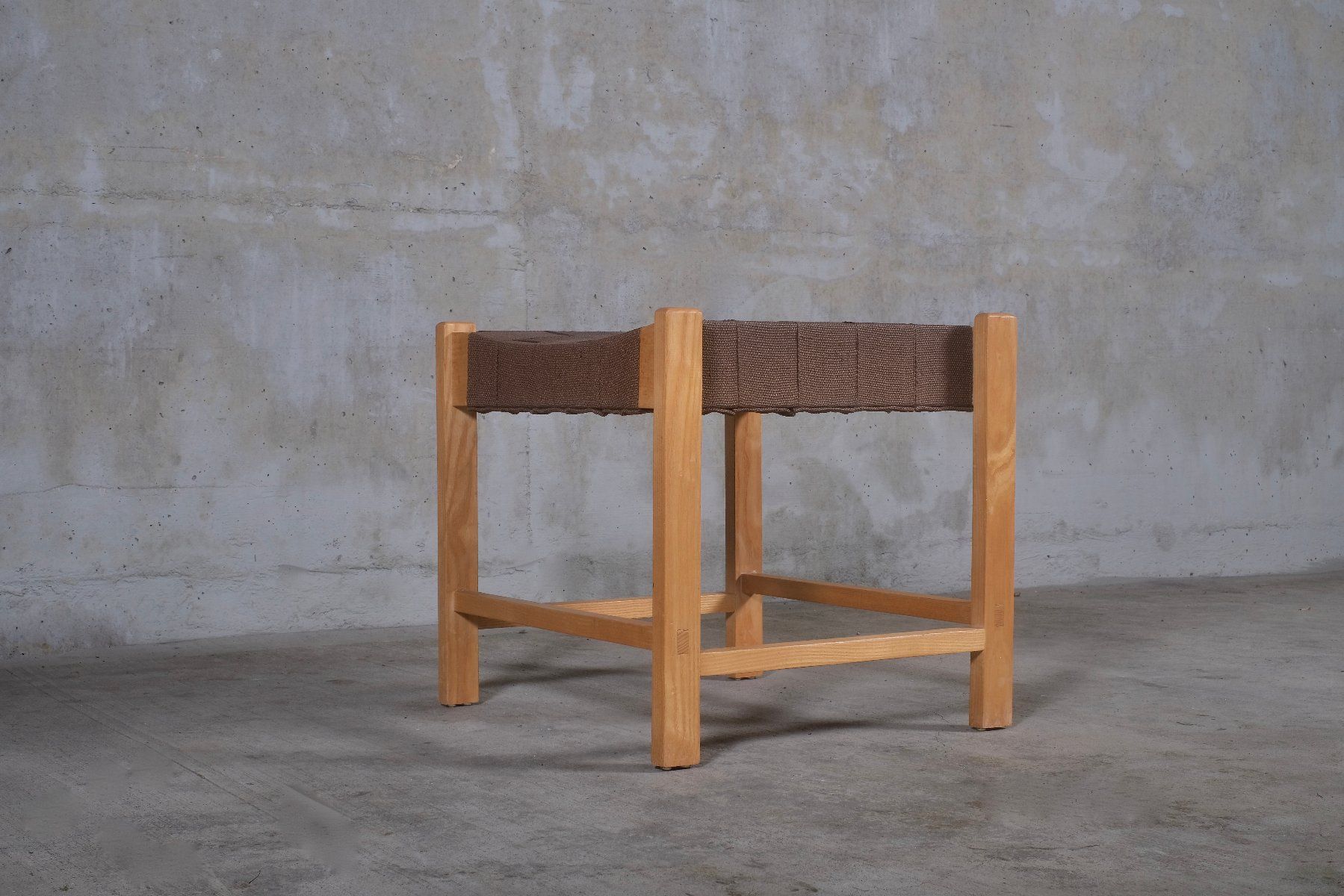 Sgabelli: HOCKER MIDCENTURY ESCHE STOFFGURT GEFLECHT – Usato da Zürich venduto da mrbluewave 2