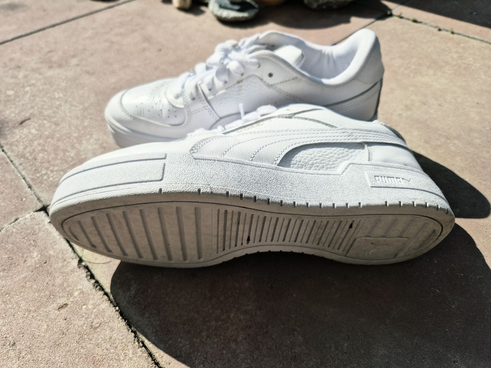 Puma Scarpe da uomo: Puma Turnschuhe Weiss EUR 40.5  – Usato da Domat/Ems venduto da ver_7q9b 2