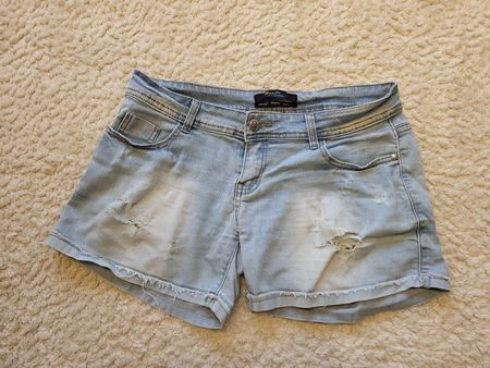 Jeansshorts hellblau Grösse L gebrauchter  Zustand