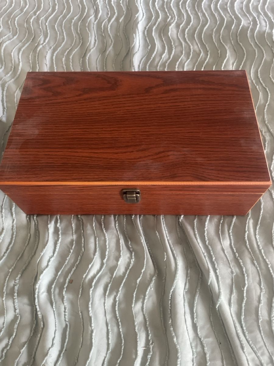 Schmuckkästen: Coffret en bois avec accessoires pour vin – Neu und originalverpackt aus Meyrin von jul_km5p 3