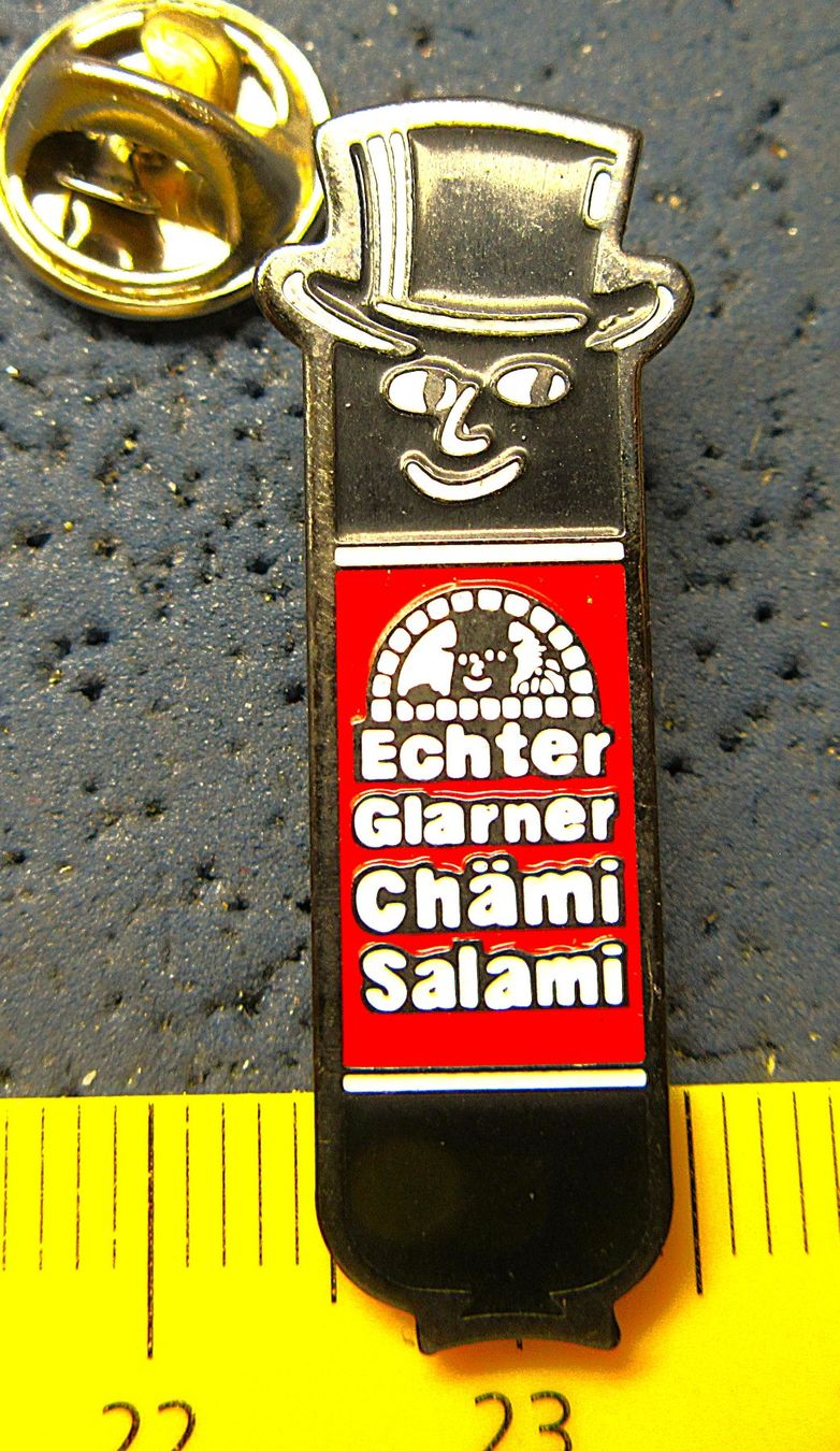 Swiss Plaketten & Abzeichen: GLARNER SALAMI PIN – Gebraucht aus Ettingen von Hausi4711