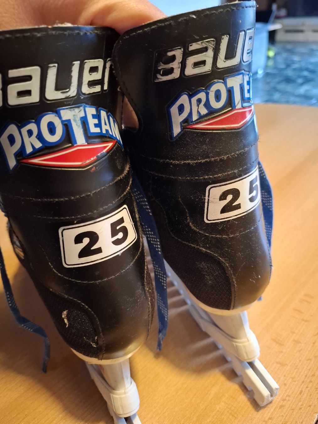 Bauer Pattini da ghiaccio: Patins Bauer – Usato da Boveresse venduto da Marie-22 2