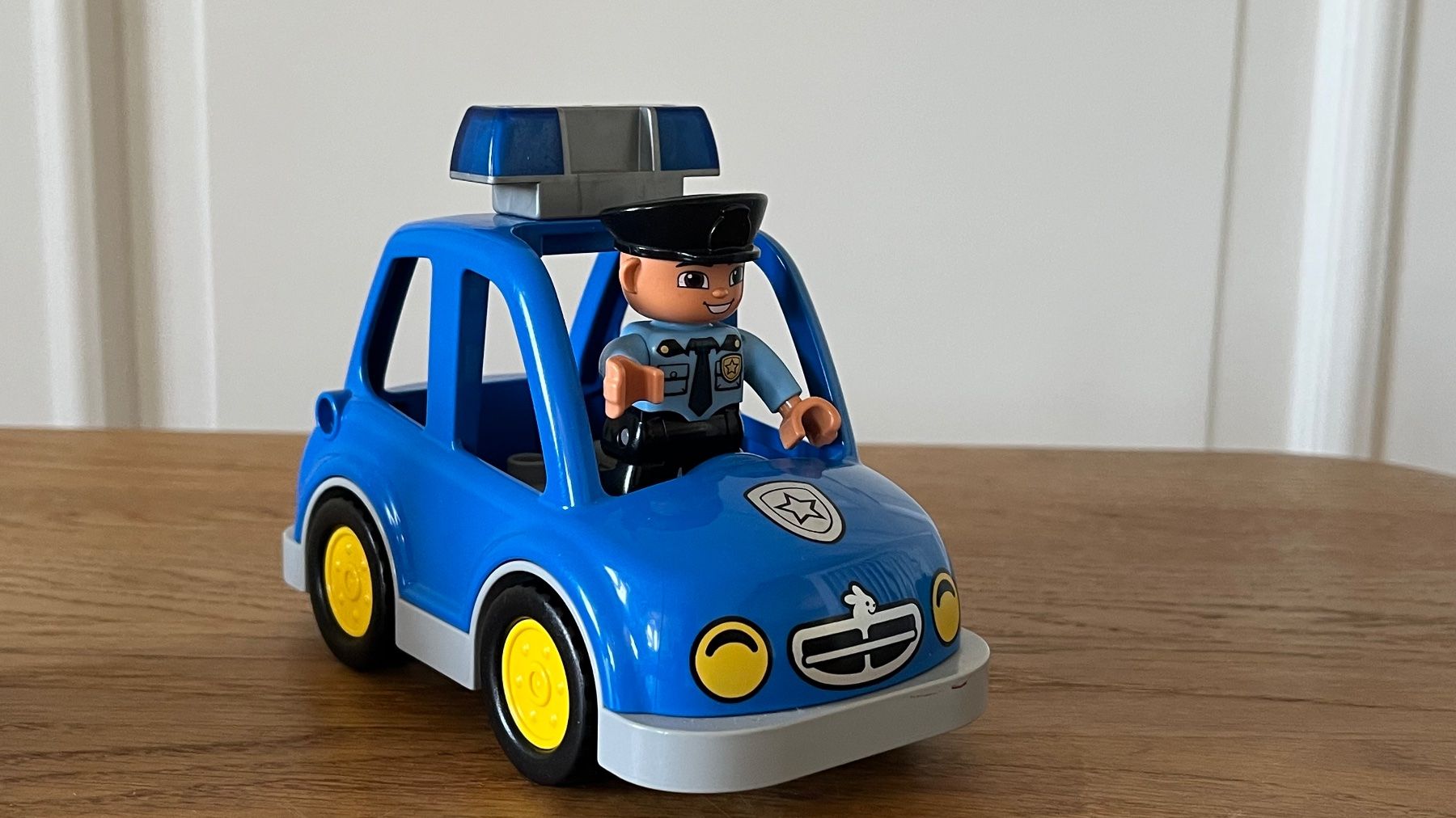Lego Statuette: Lego Duplo Polizei Set Polizeitransporter Auto Motorrad – Usato da Ennetbaden venduto da teo_yg9s 2