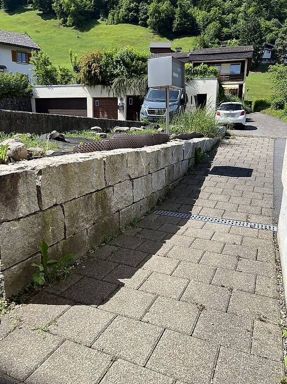 Pietre & tegole: Steine zu verkaufen. – Usato da Niederurnen venduto da B.15 3