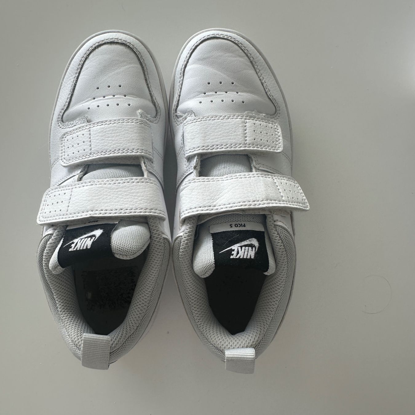 Nike Scarpe per ragazzi: Nike Performance white size 32 – Usato da Sattel venduto da oat_6btk 1