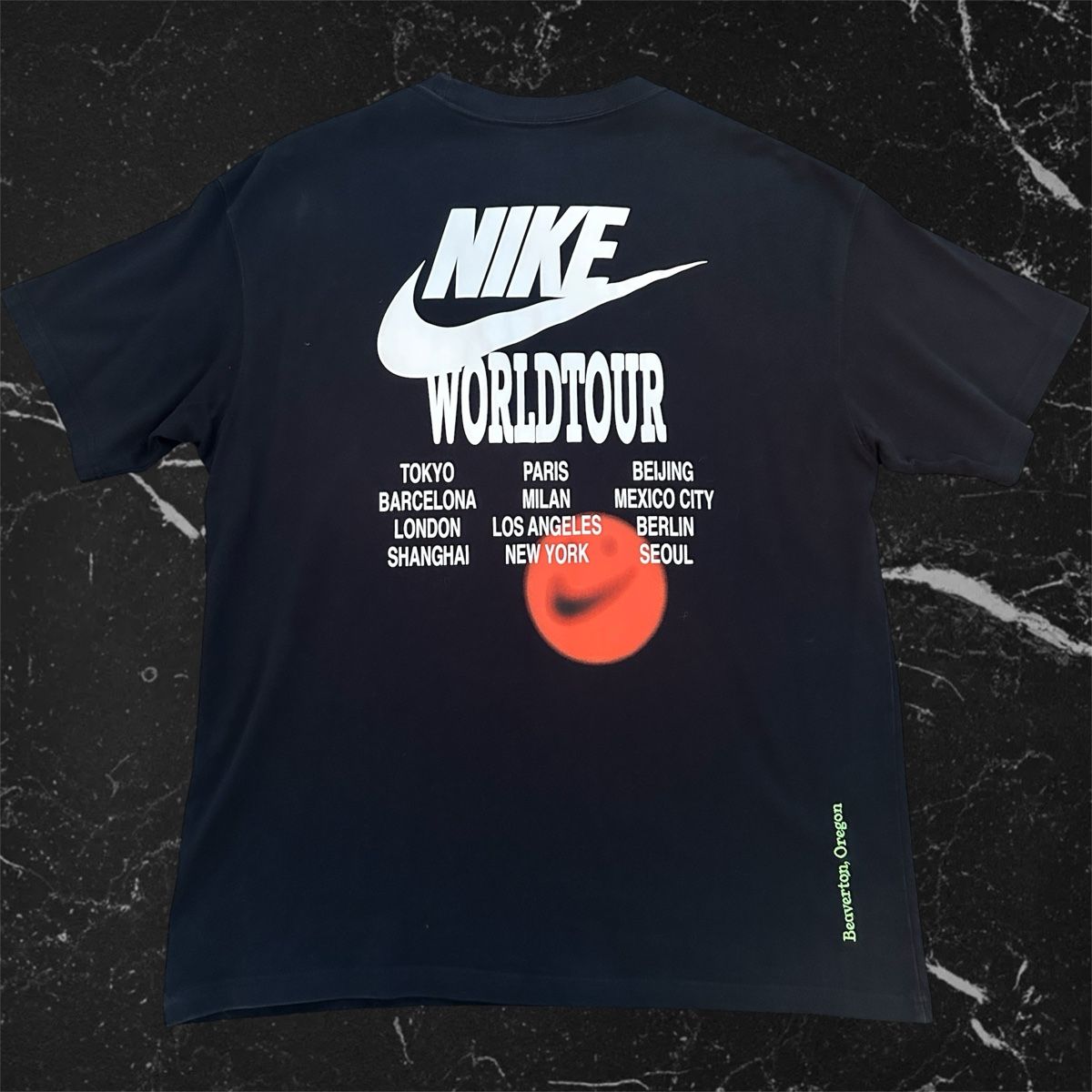 Nike T-shirt: Nike T-Shirt Schwarz, Grösse L – Usato da Frenkendorf venduto da a_1999 2