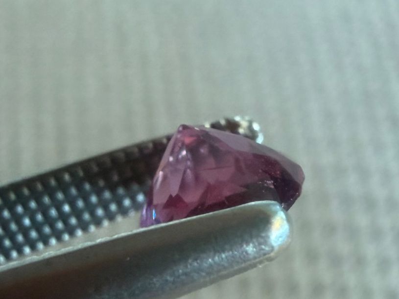 Pietre preziose: RODOLITH GRANAT  rund  pink/violet  1.84cts – Nuovo (secondo la descrizione) da Seftigen venduto da tigers12 1