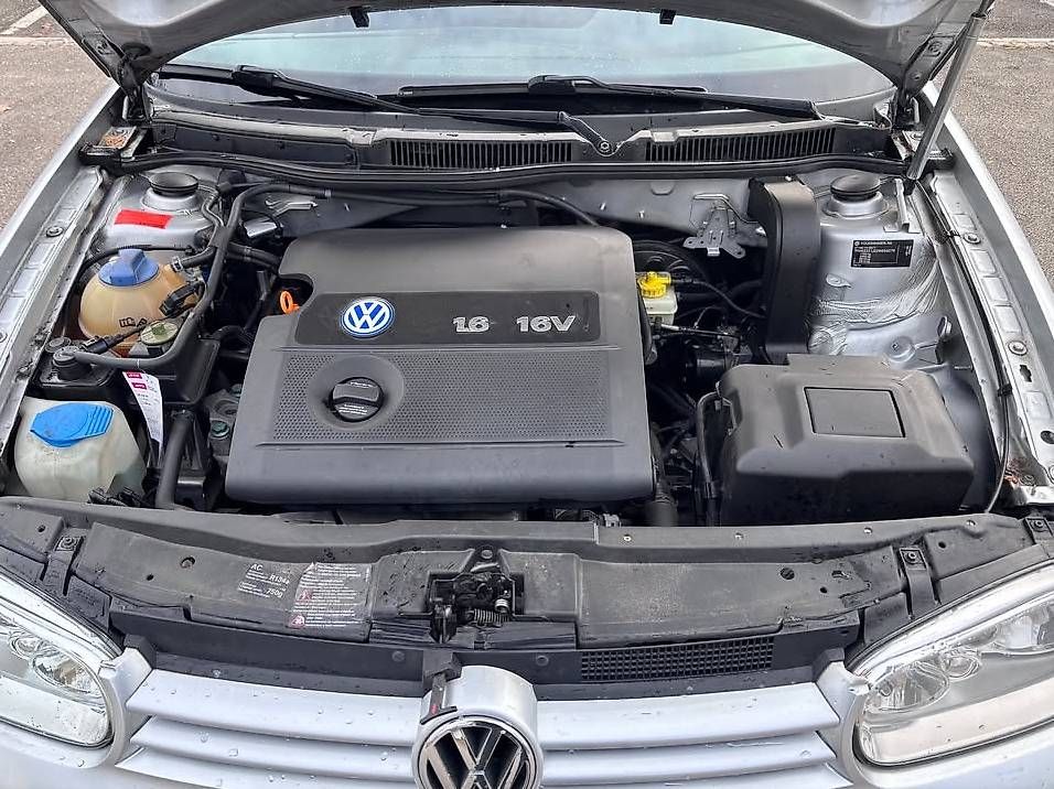 Automobili: 2002 Volkswagen golf – Usato da Langenthal venduto da floer27 1