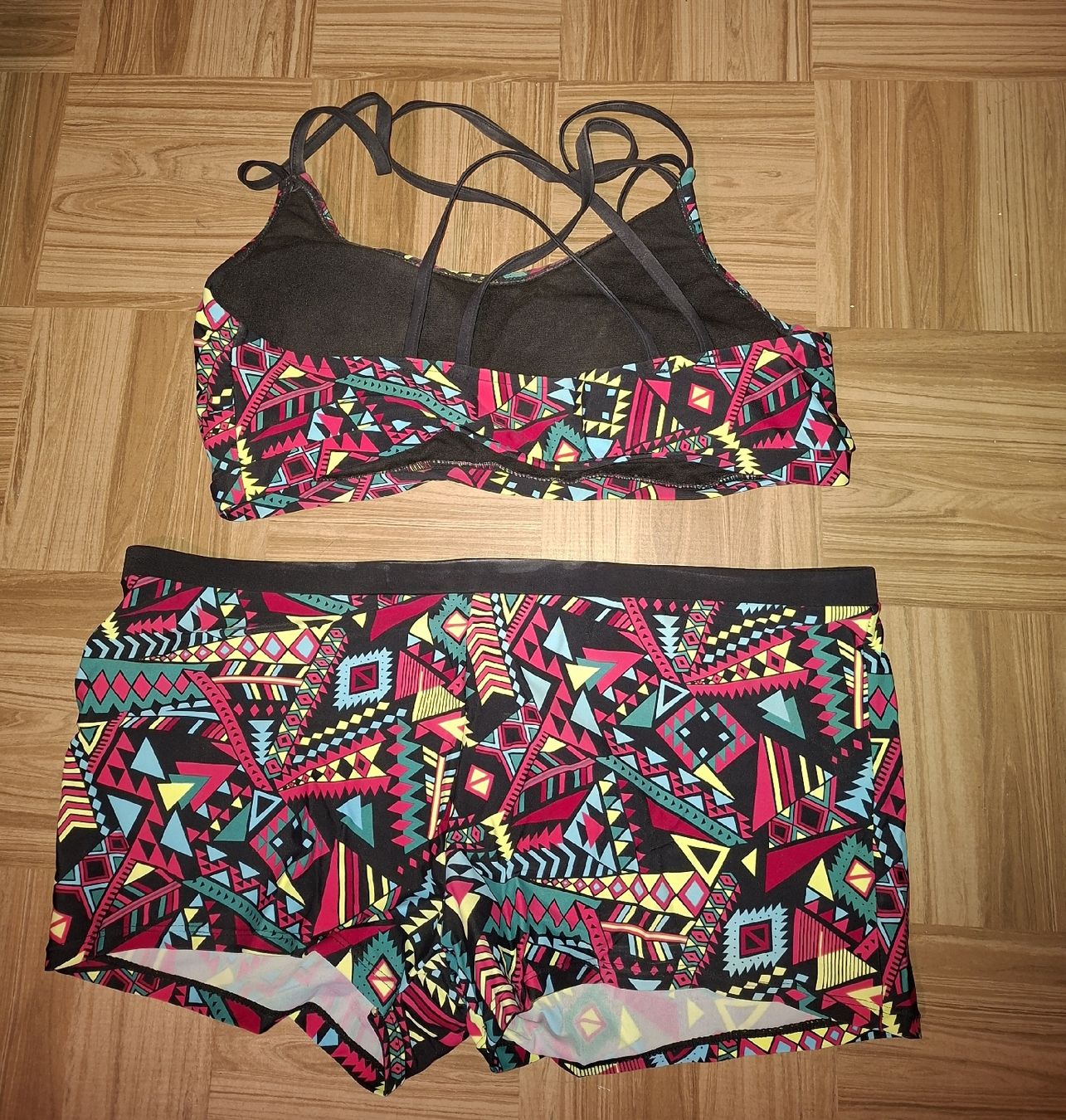 Badekleider & Bikinis: Tankini 3 Teilig – Gebraucht aus Unterbäch VS von Nifadi 1