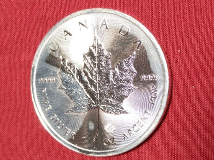 Tutti le monete: Silber Maple Leaf 1 oz - 2015 – Usato da Dättlikon venduto da Bucher88 1