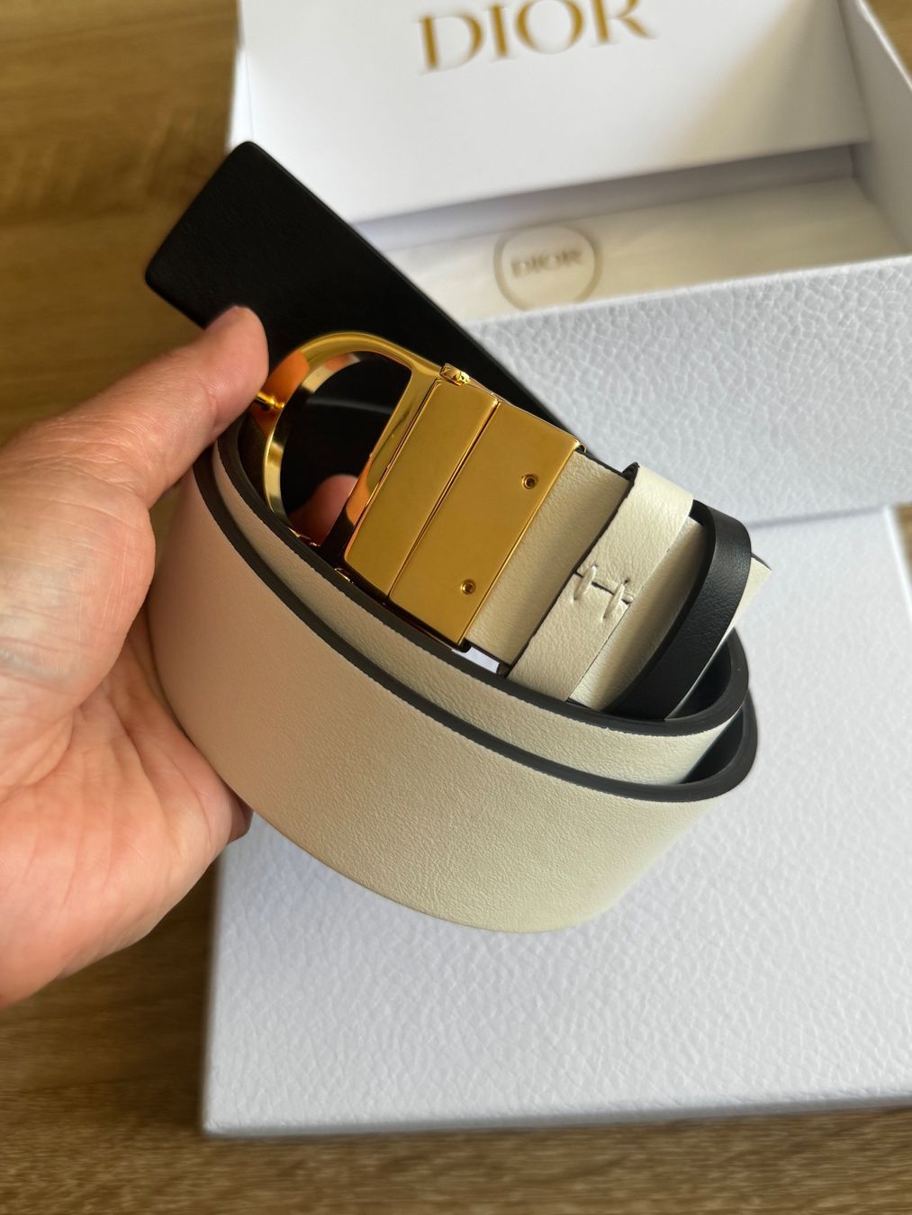 Dior Gürtel: G0001.469-Dior 30 Montaigne Wendegürtel – Gebraucht aus Belp von Aim333 2