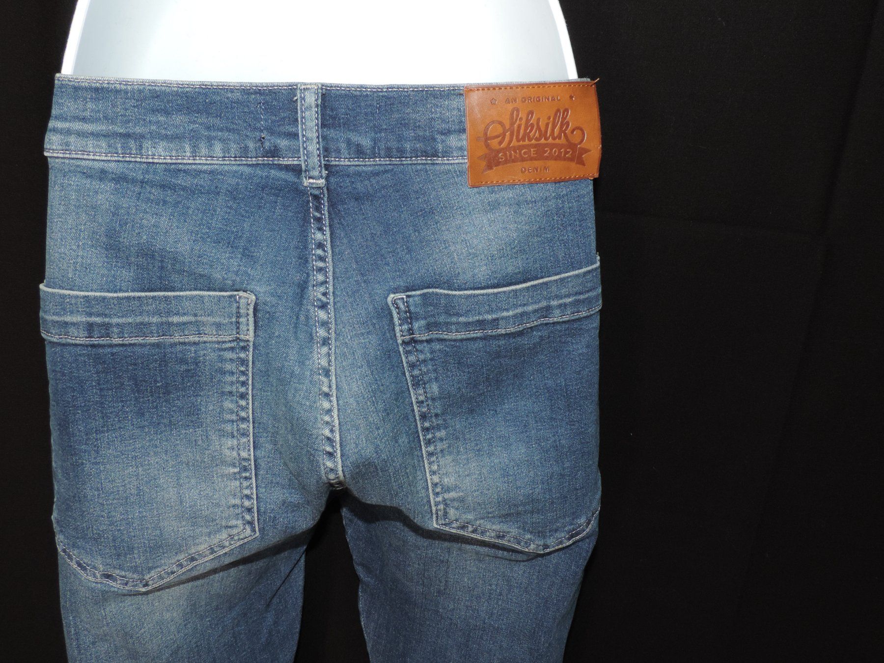 Jeans: jeans bleu foncé – Usato da Genève venduto da Axelle333 9