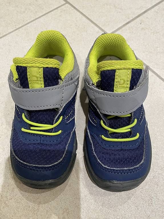 Scarpe per ragazzi: Kinderschuhe – Usato da Bülach venduto da Peron83 3