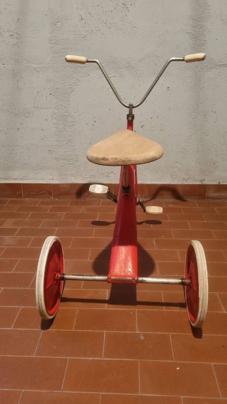 Veicoli per bambini: Rotes Vintage Dreirad KEMP – Usato da Oberengstringen venduto da George0070 1