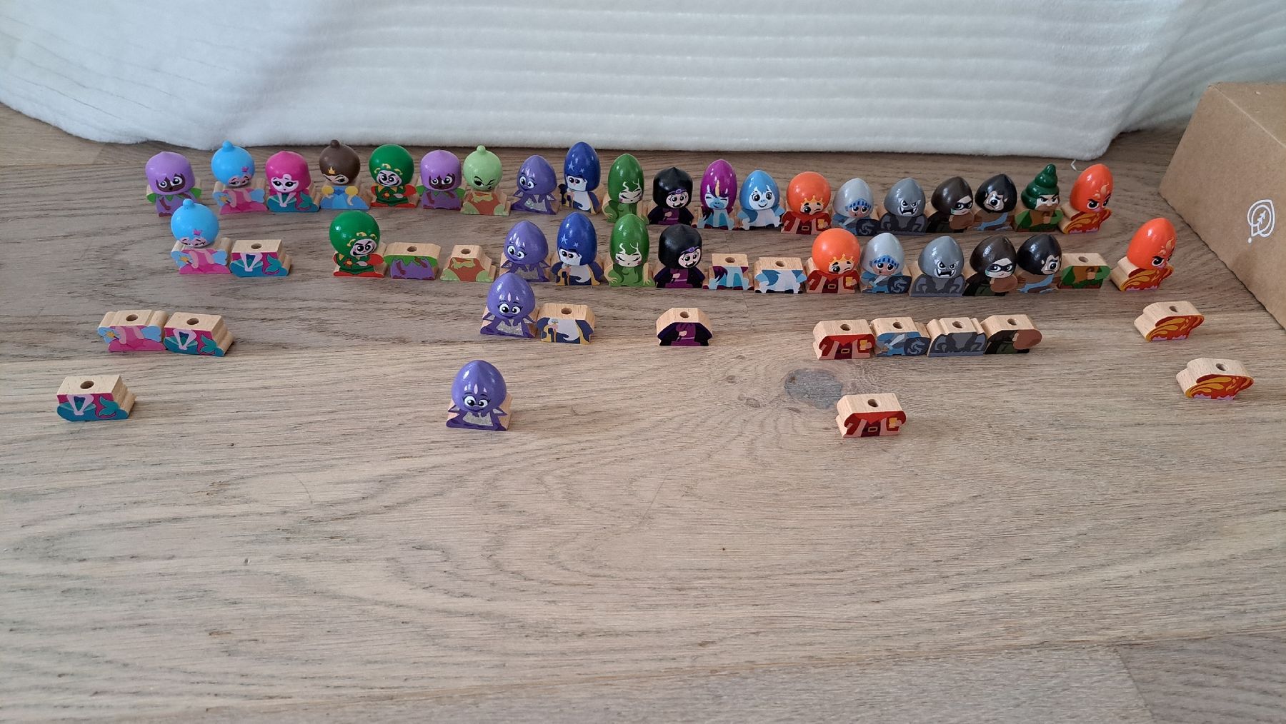 Migros Spielzeuge: Spin Mania Figuren aus Holz – Gebraucht aus Gränichen von babs_01