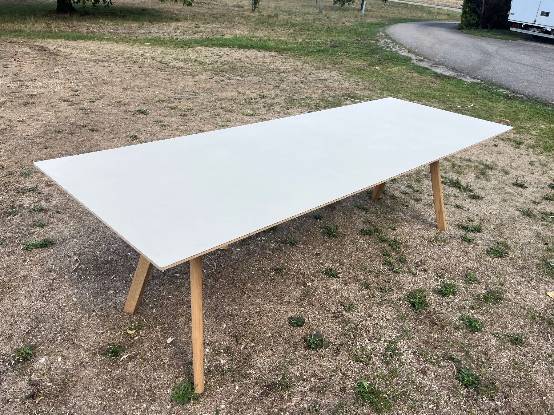 Tables: Designer Tisch – D'occasion à Allmendingen b. BE par juair 4