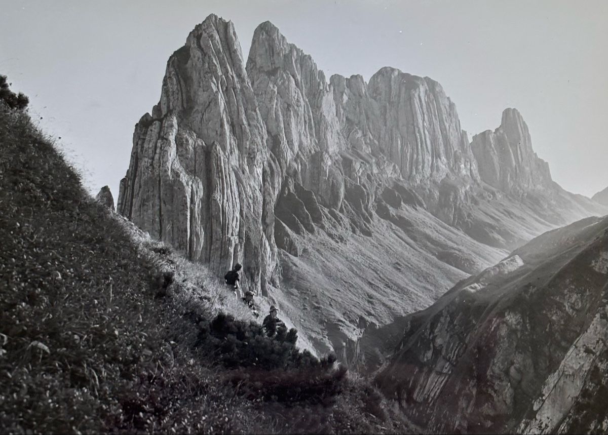 Cartoline postali: Foto E. Grubenmann, Appenzell, Bergwelt, 13x18 cm – Usato da Frauenfeld venduto da Merk52