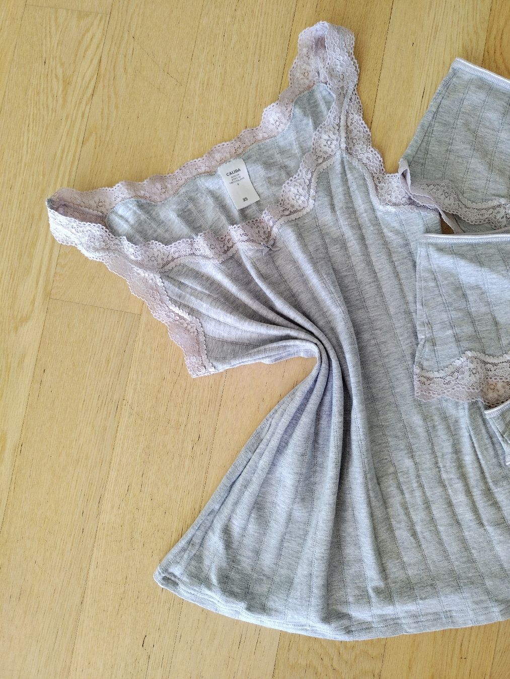 Calida Altra biancheria intima: CALIDA Wäsche SET light grey Taille XS  – Usato da Buchrain venduto da QueenyHE51 1