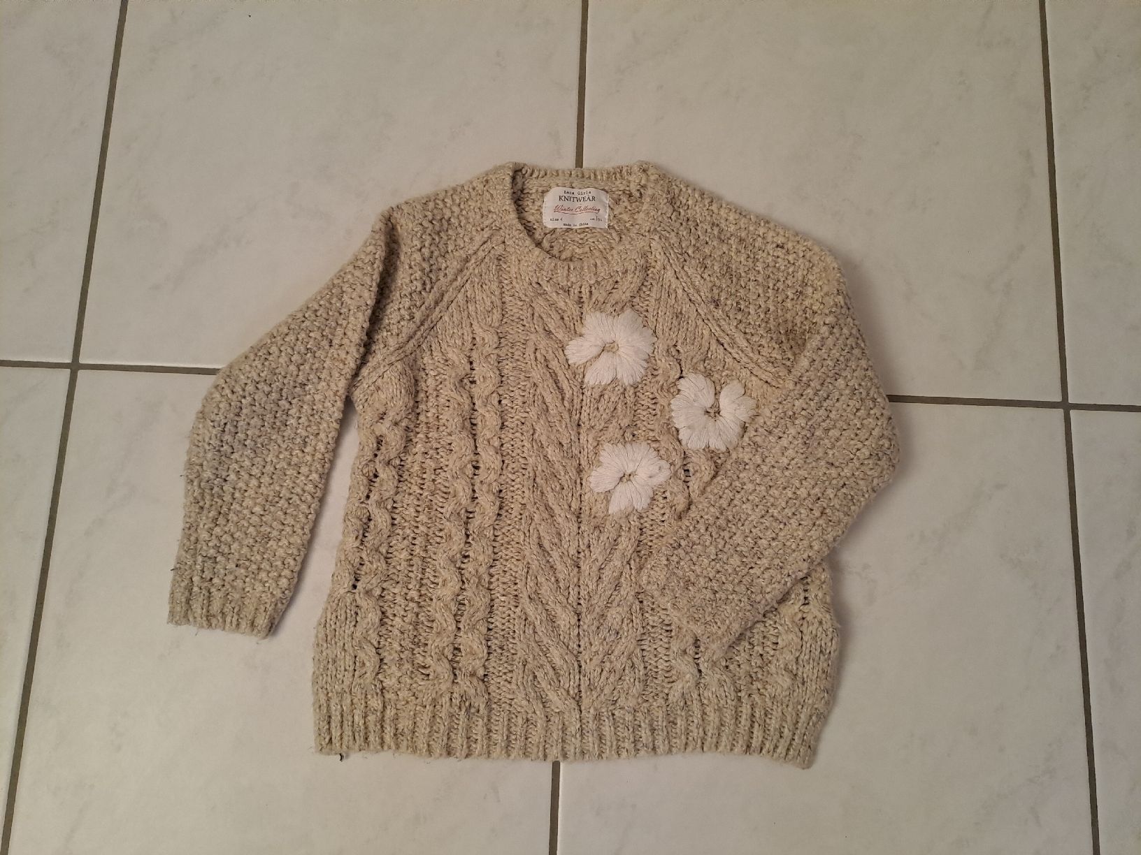 Lotti & Set di vestiti: Mädchen Kleider Set Grösse 104 – Usato da Untersiggenthal venduto da Zehni8 1