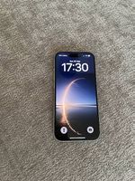 iPhone 15  256 GB  Grün  sehr guter Zustand