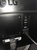 LG 27 Zoll 4K UHD Monitor  IPS  60 Hz  guter Zustand