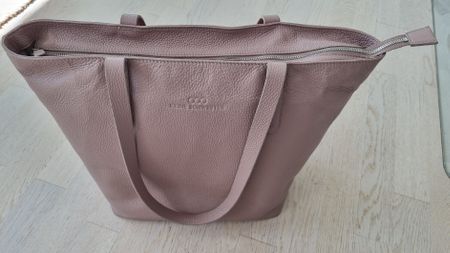 Keine Schwester Ledertasche