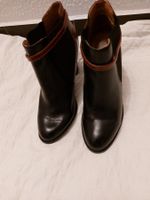 jolie paire de bottines cuir talon 8 cm pointure  38 neuf