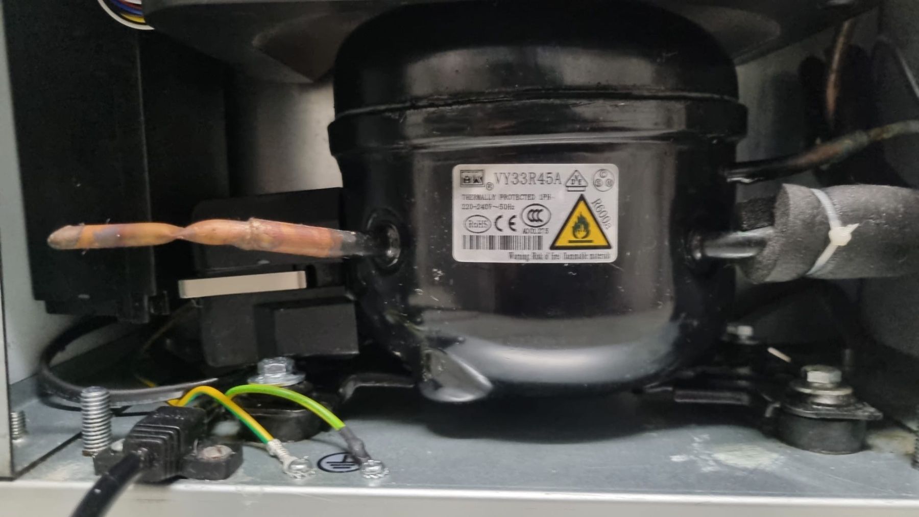 Frigoriferi: Coldtec THD28 - 2 Zonen Weinkühlschrank – Usato da Oberengstringen venduto da George0070 4