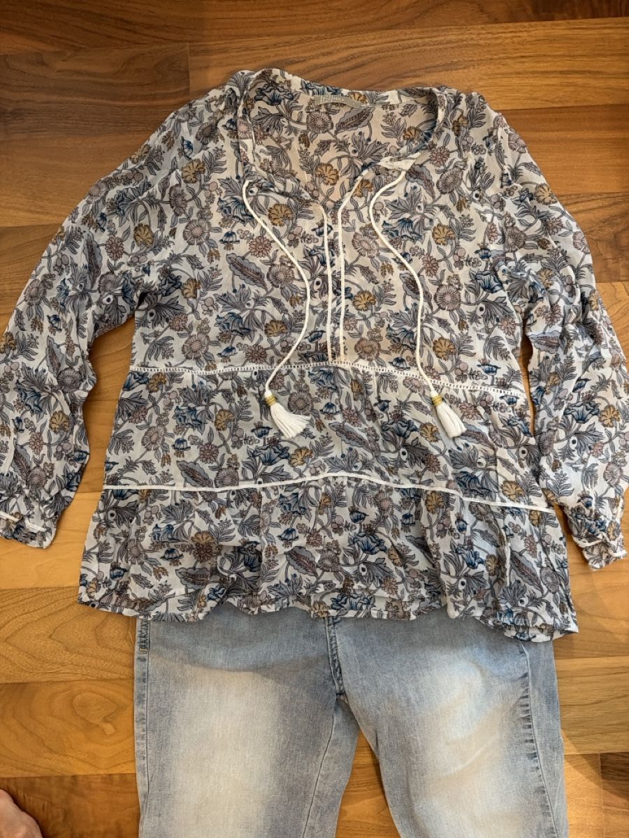 Nile Blusen: Nile Bluse Gr. S – Gebraucht aus Ebnat-Kappel von mar_d2xt