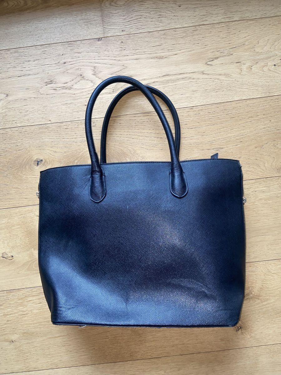 H&M Borse: Schwarze H&M Handtasche / Tragetasche – Usato da Oensingen venduto da LorisMi