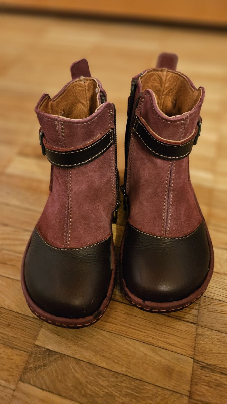 Art Schuhe für Mädchen: NEU Leder Stiefeletten, 24EU – Neu (gemäss Beschreibung) aus Dübendorf von Danas_Corner