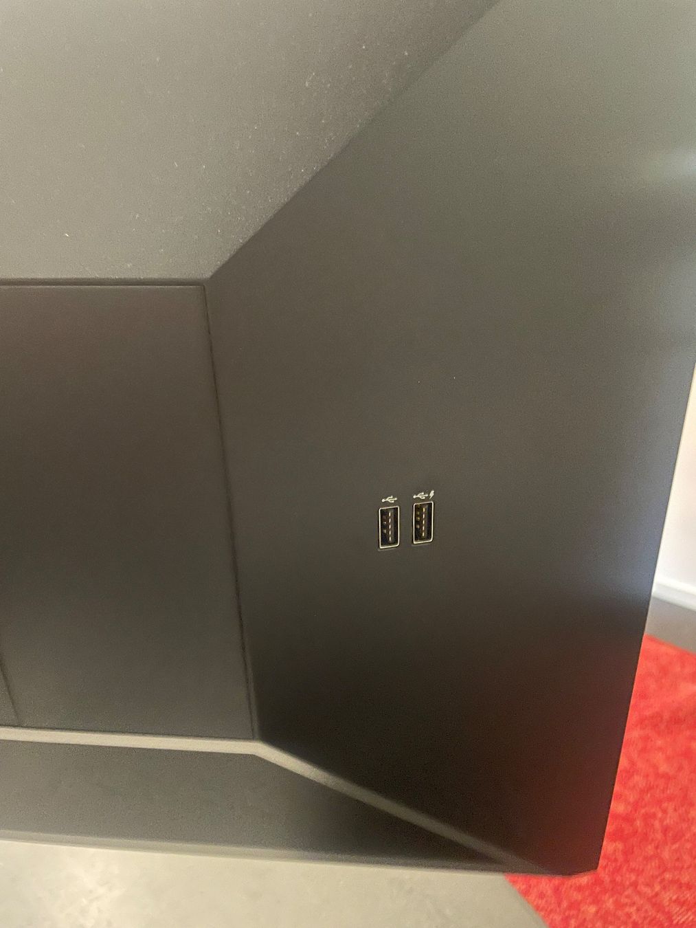 Hewlett Packard Ecrans: HP E24i G4 Bildschirm – D'occasion à Zürich par jul_bh5d 2
