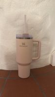 Stanley Quencher Trinkbecher rosa mit Strohhalm neu