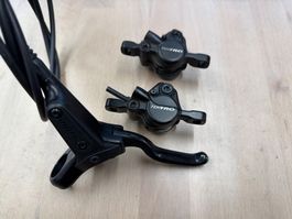 Tektro Bremshebel und 2x Bremssattel