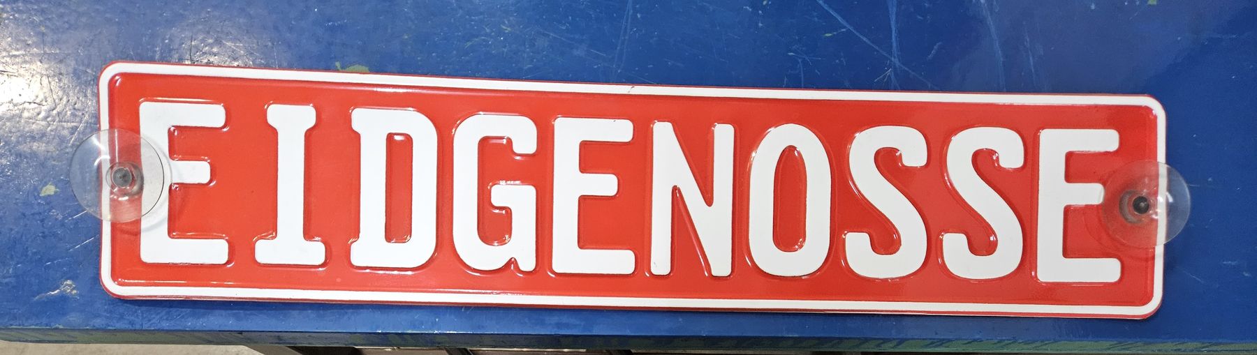 Insegne: eidgenosse schild – Usato da Oetwil am See venduto da akkawi