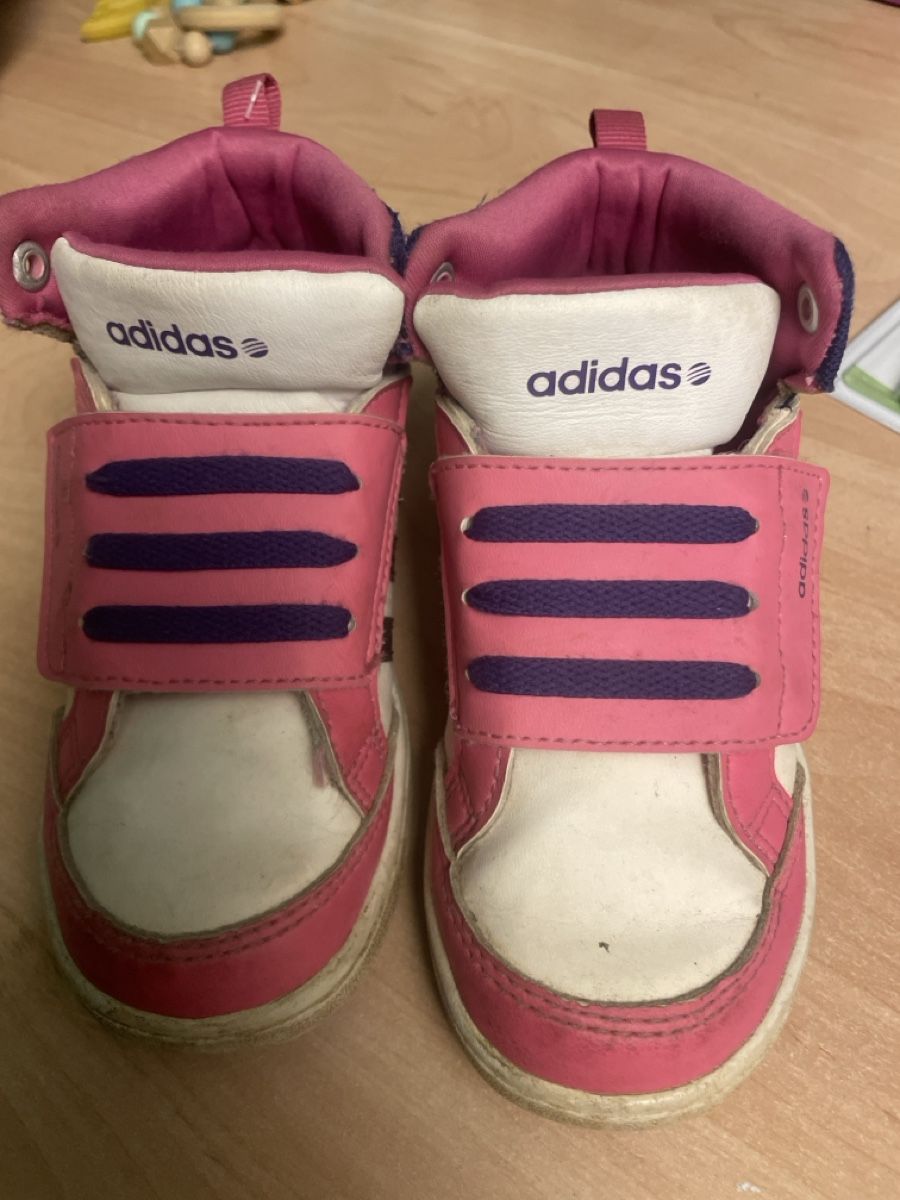 Adidas Scarpe per ragazze: Adidas Neo Kinderschuhe Gr. 26 – Usato da Obergerlafingen venduto da cabo4 1