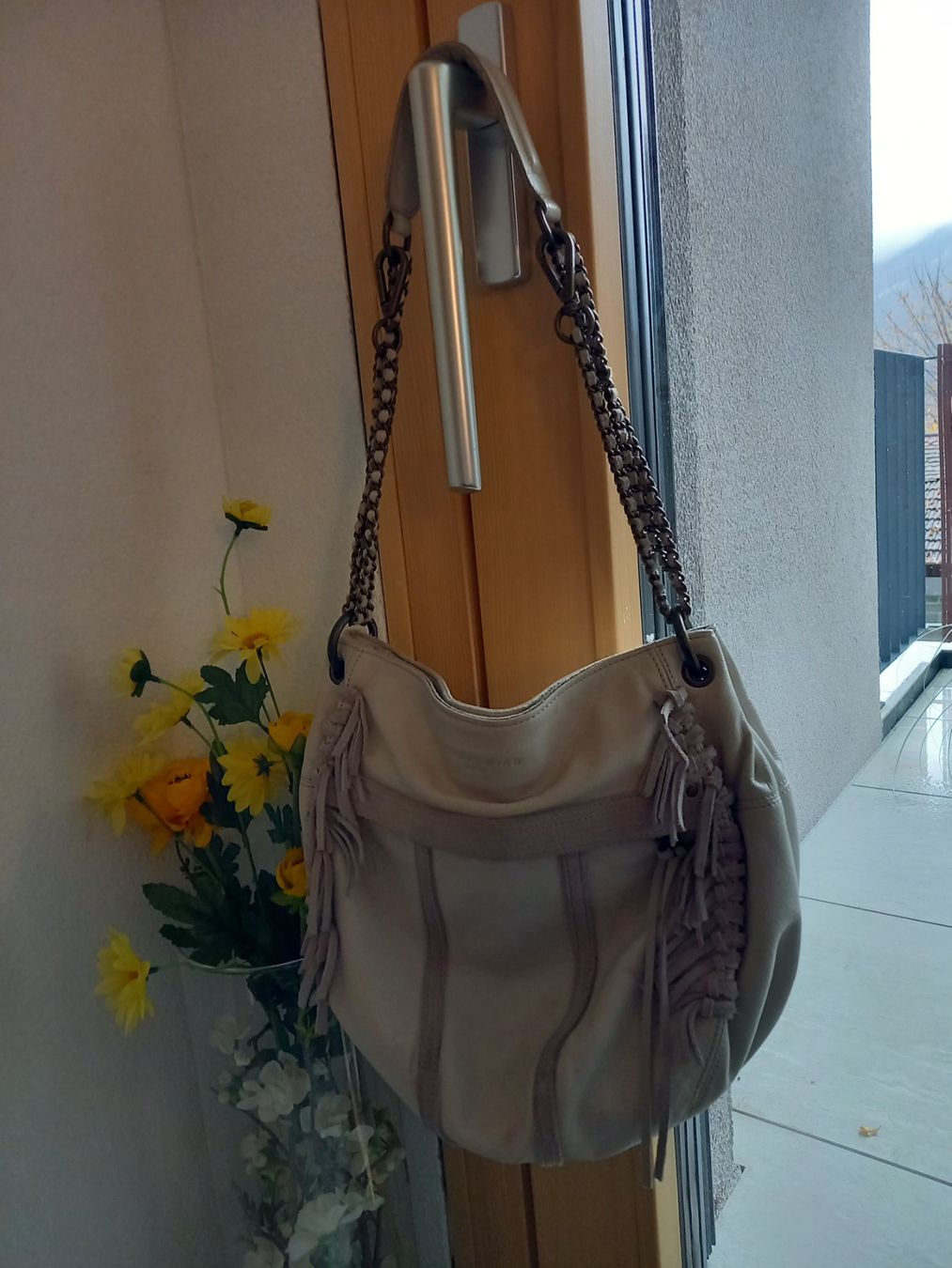 Liebeskind Borse da donna: Lederdamentasche von LIEBESKIND BERLIN beige – Usato da Seewis-Schmitten venduto da Ahaexli 3