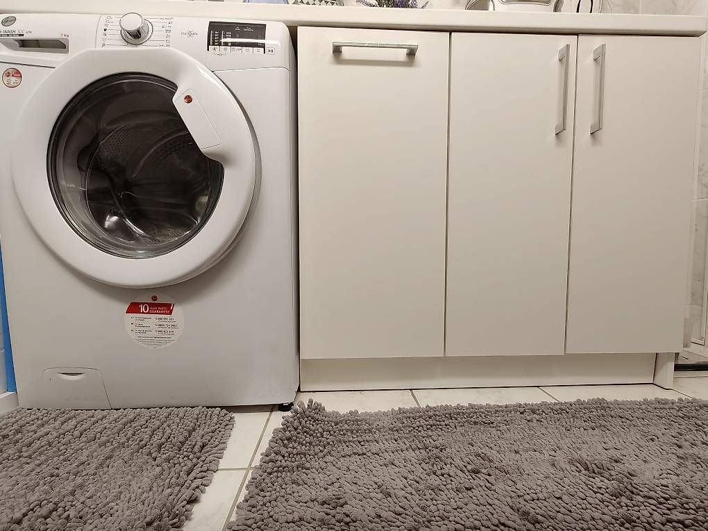 Hoover Waschmaschinen: Waschmaschine Hoover+ Waschküchenmöbel – Gebraucht aus Hombrechtikon von kami667 2