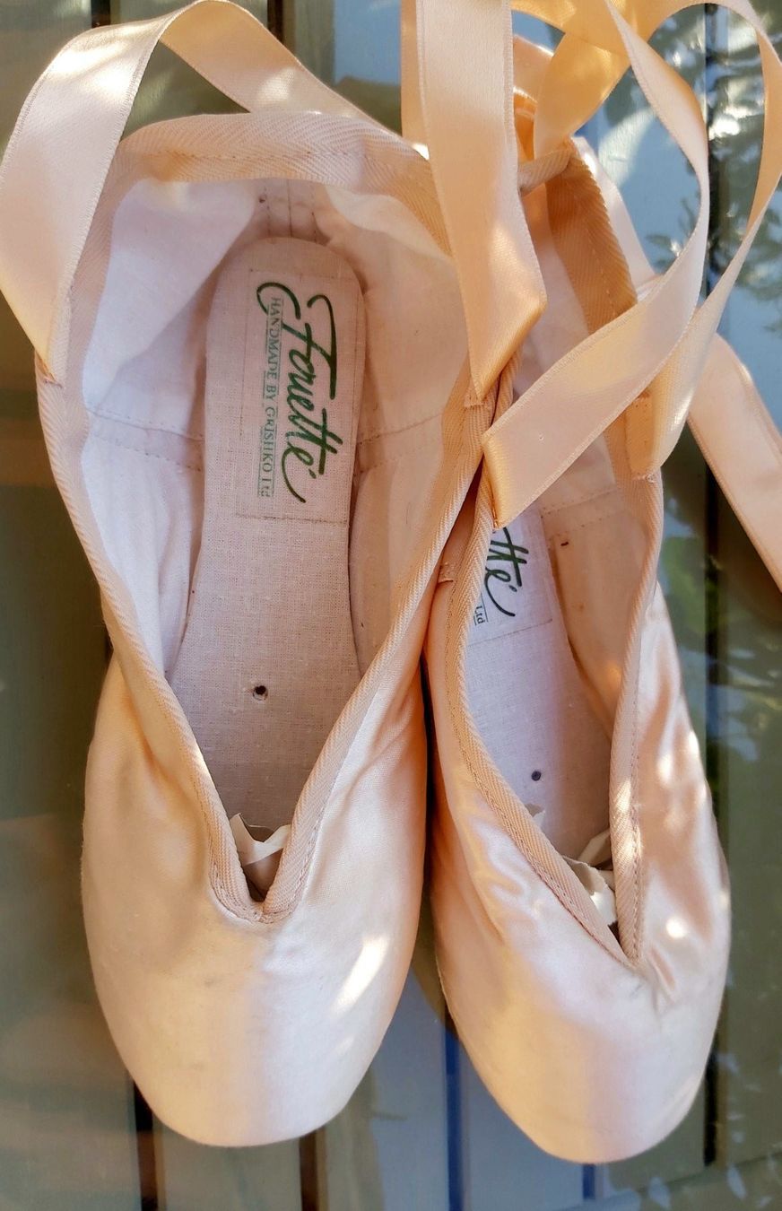 Costumi: Satin Balletschuhe – Nuovo (secondo la descrizione) da Bern venduto da aronari 2