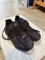 Adidas Sneaker schwarz Grösse 41 1/3 akzeptabler Zustand