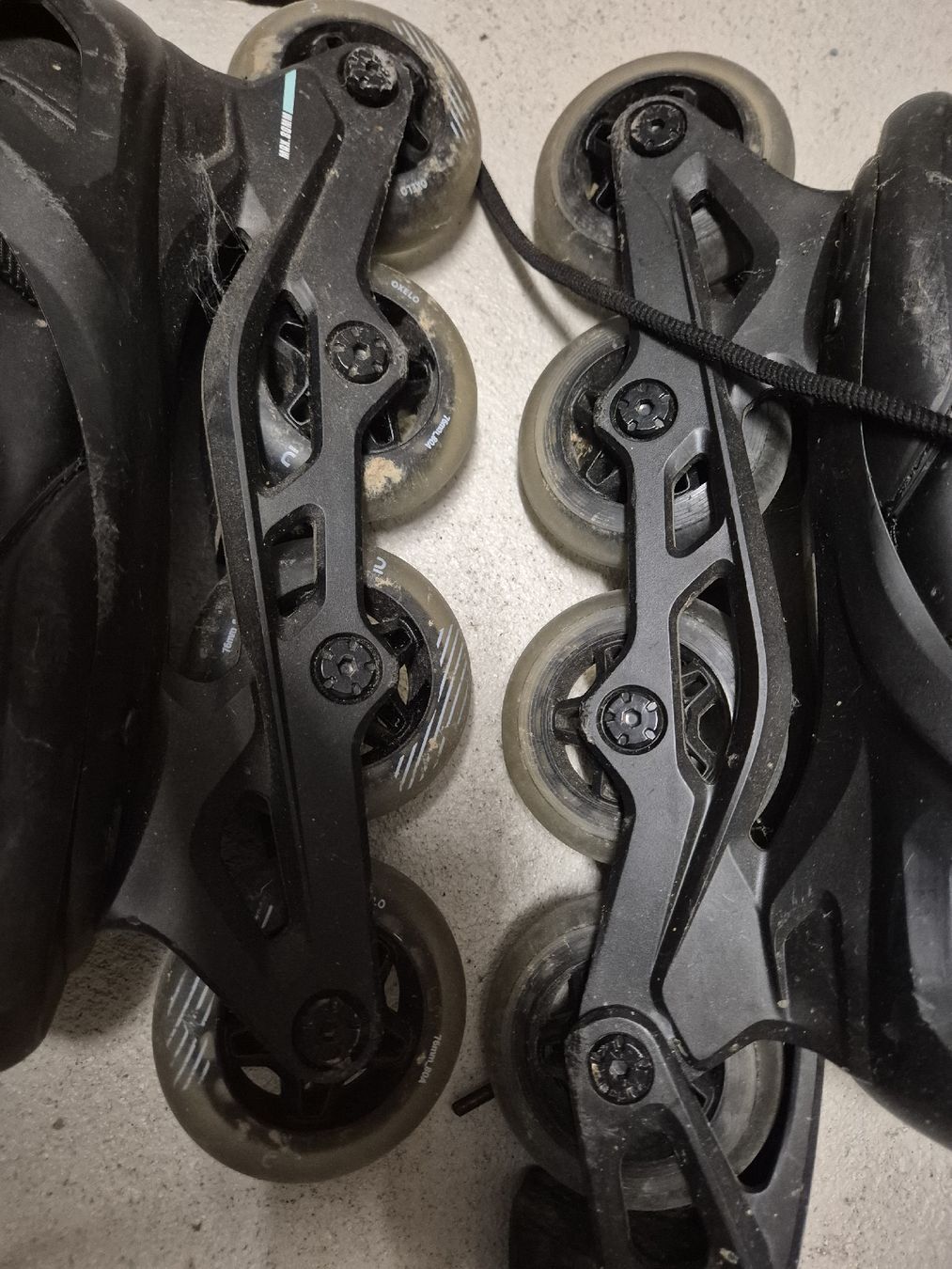 Decathlon Pattini in linea & Pattini a rotelle: Oxelo Inline Skates Black Used Condition  – Usato da Lenzburg venduto da DobrzynM 1