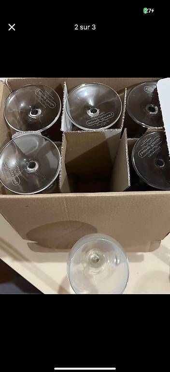 Laurent Perrier Bicchieri: Verres à champagne Laurent Perrier – Nuovo e nell'imballaggio originale da Lausanne venduto da Ale_x_ia 1